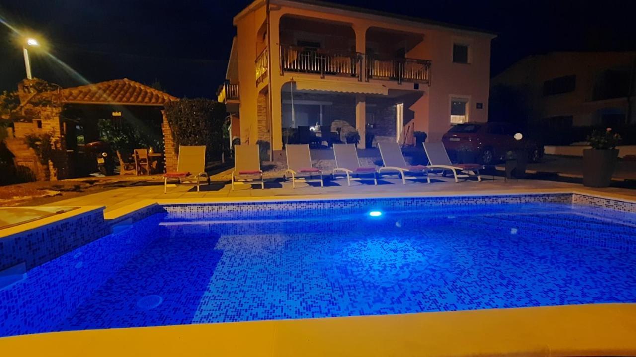 Apartments Katarina Porec Bagian luar foto