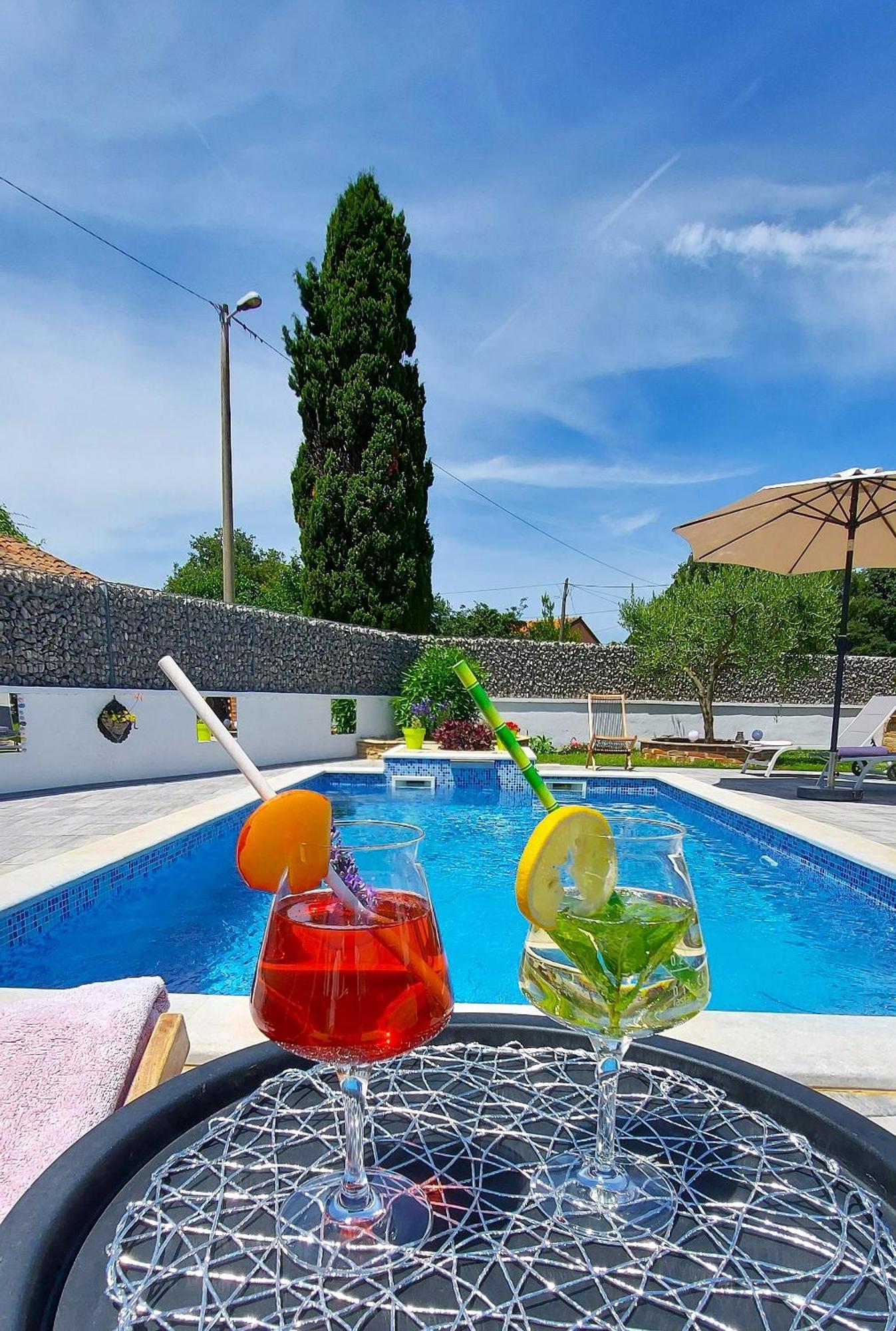 Apartments Katarina Porec Bagian luar foto